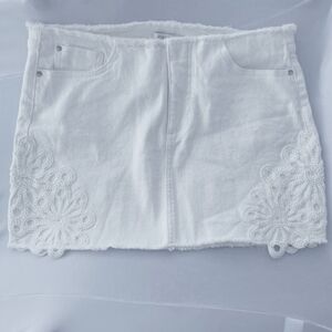 Guess white denim mini skirt with floral embroidery Eco Wrenley Denim Mini Skirt